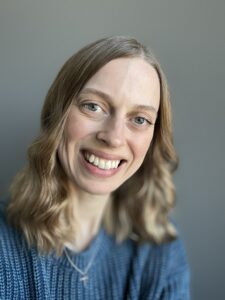 headshot of author Kara Hansen